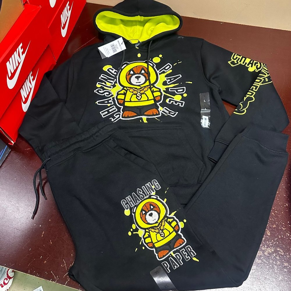 Whitetag Mens Black Graphic Long Sleeve Hoodie Tapered Jogger Tracksuit Set